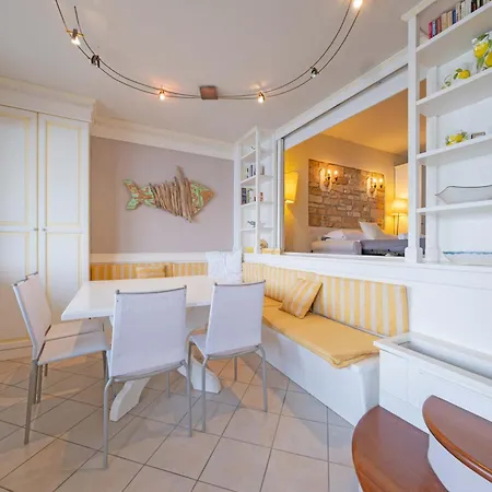 Apartment Apartmentsgarda - Pasola